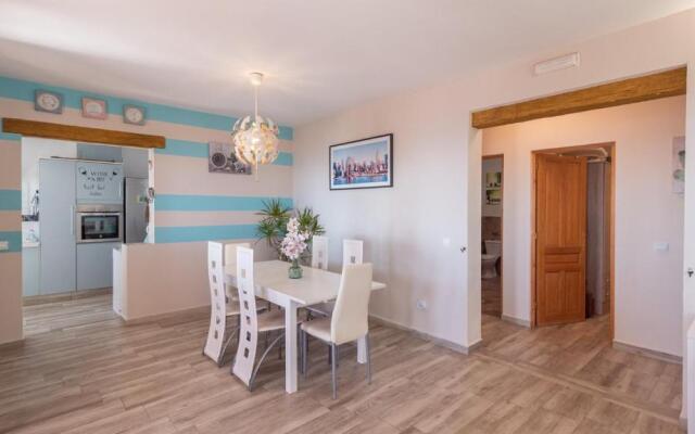 Villa Paraiso Arenas by Ruralidays