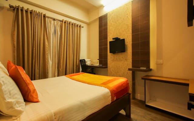 OYO 7752 Hotel Diva Residency