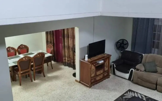 Stunning 3-bedroom House in Ocho Rios Upton