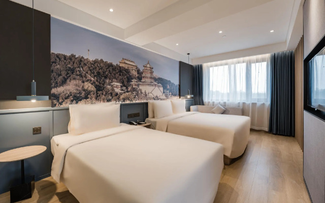 Qianlong Hotel