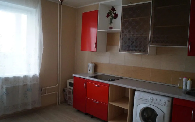 Apartment on Pervomayskiy Prospekt 76-3