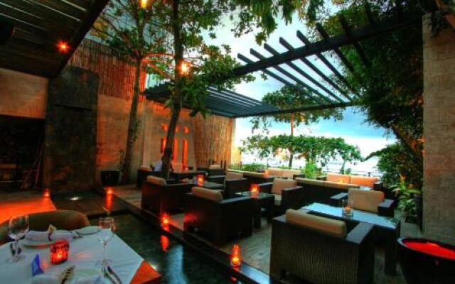 Abaca Boutique Resort and Restaurant