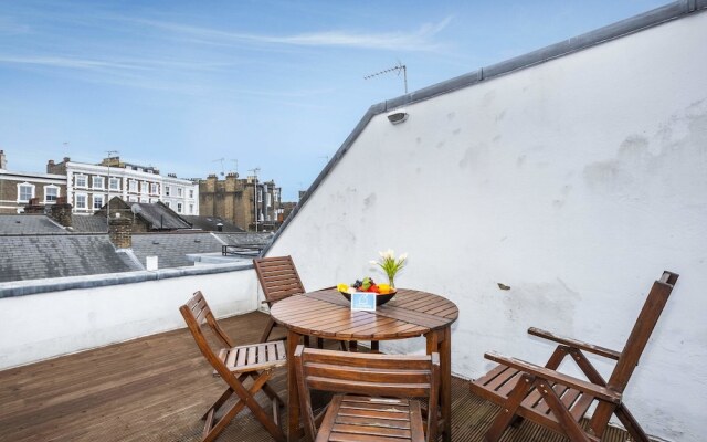 The Stunning Kenway Road House - AJE