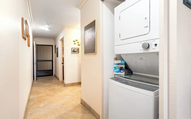 Ocean View - Pool & BBQ Area - Vrkcv