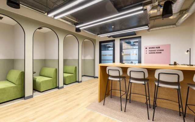 Student Only Winfield Court