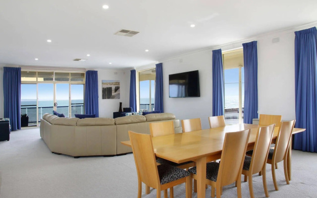 Seaview Sunset Holiday Apartments
