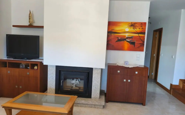 Beach Pool Villa Near Esposende Ap lia