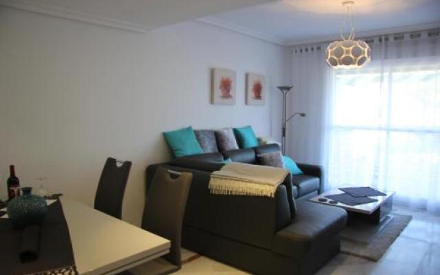 Bonito apartamento en Nueva Andalucia