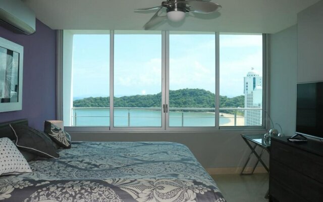 15B Stunning Oceanfront Views Panama Resort Life