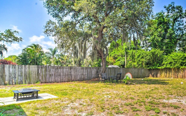 Family-friendly Clearwater Home w/ Game Room!
