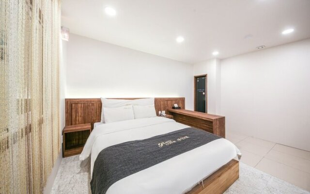 Quality Inn Mountain Ranch Resort