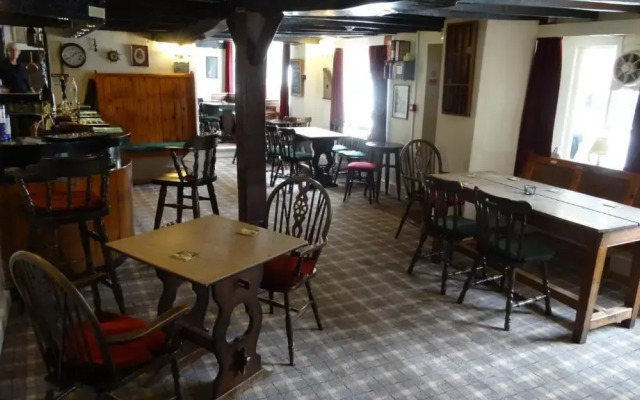 The Harp Inn