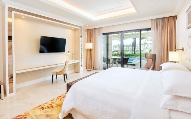 Sheraton Grand Danang Resort & Convention Center