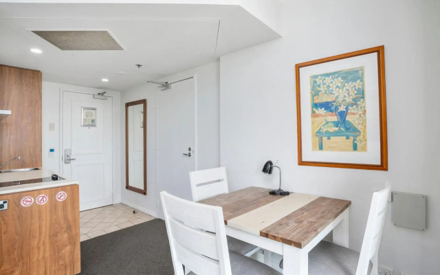 Mantra Legends Hotel