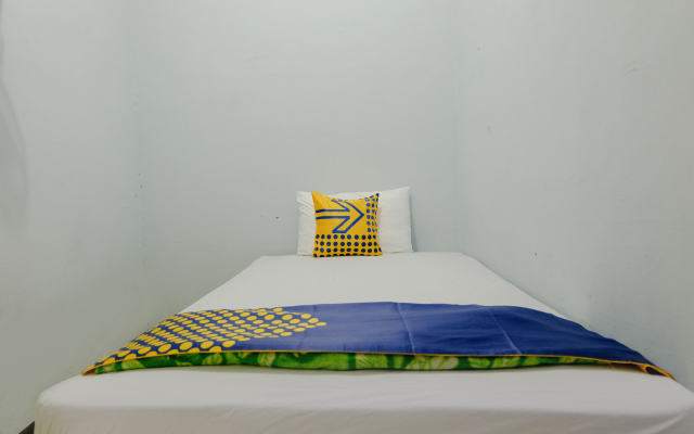 SPOT ON 1711 Serayu Sumbersari Residence