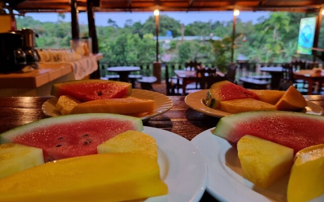Cabinas Pura Vida Bed & Breakfast