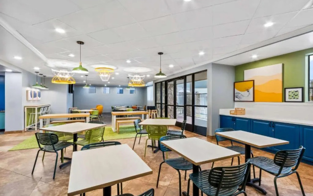 Best Western Legacy Inn & Suites