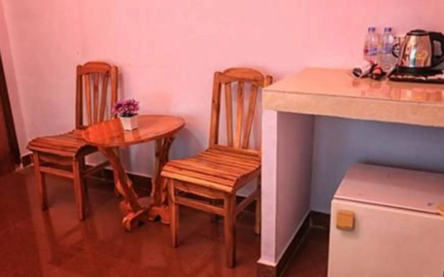 Mama'S Villa