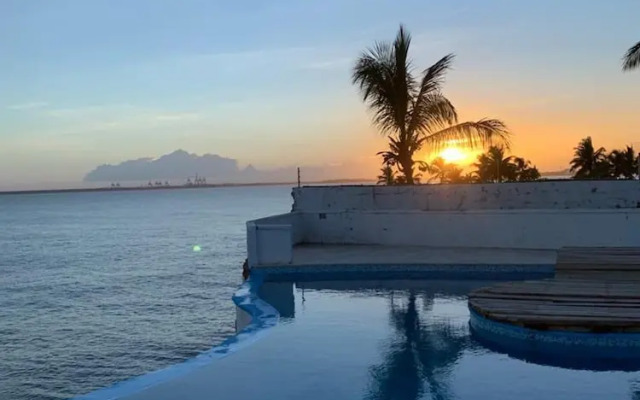 ON THE Caribbean SEA - Crystal Apartment