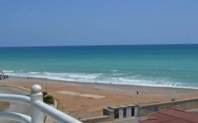 First Line Apartment With Wifi