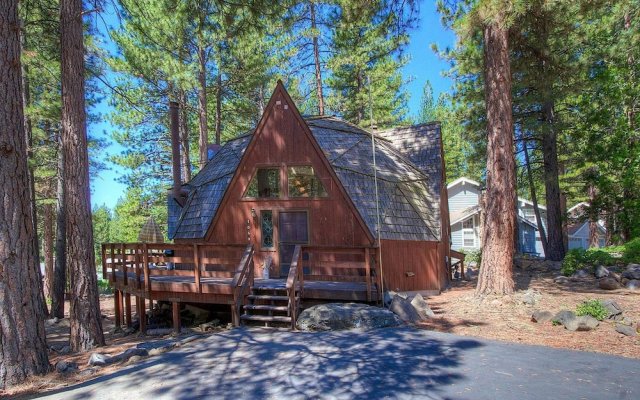 Fool Around House by Lake Tahoe Accommodations