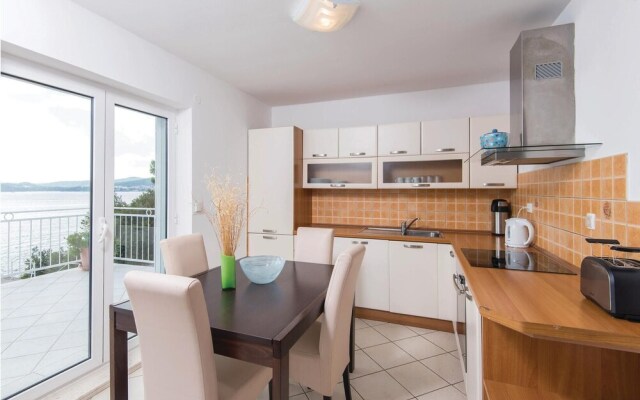 Amazing Home in Kuciste With Sauna, Wifi and 9 Bedrooms