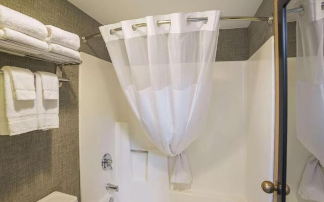 Quality Inn Phoenix North I-17