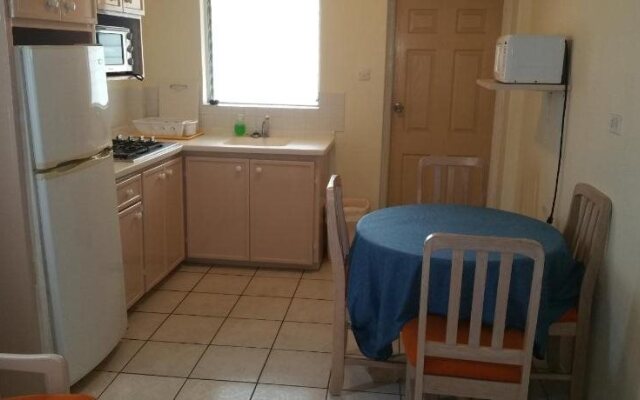 Melrose Beach Apartment Inc