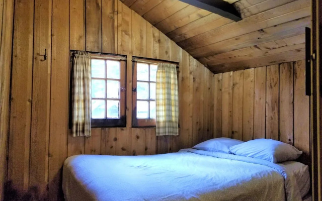 Rundle Chalets