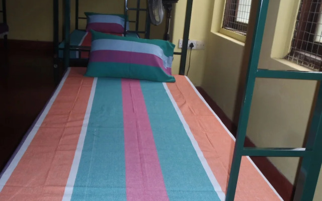 Hikka Train Hostel