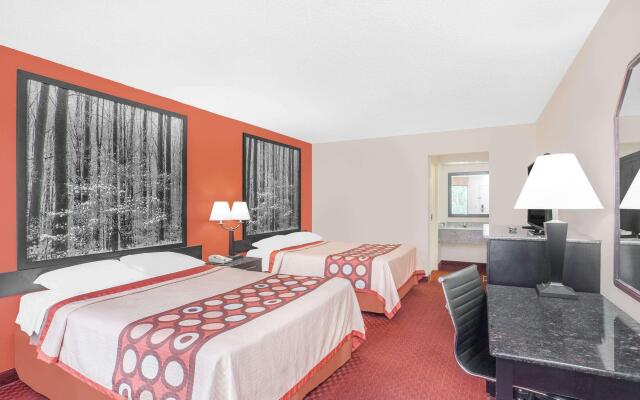Super 8 by Wyndham Bulls Gap Greeneville Area