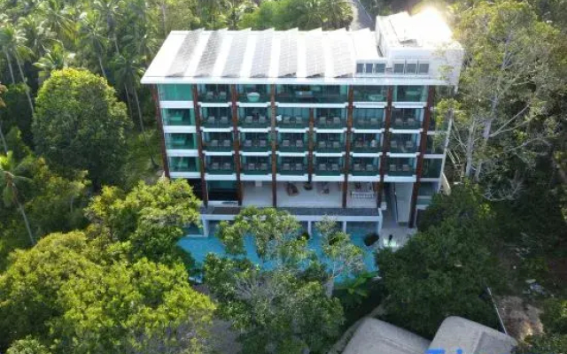 Luxtalay Khanom Hotel