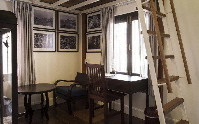 Baan Luang Rajamaitri Historic Inn