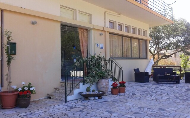 Drosia Rooms