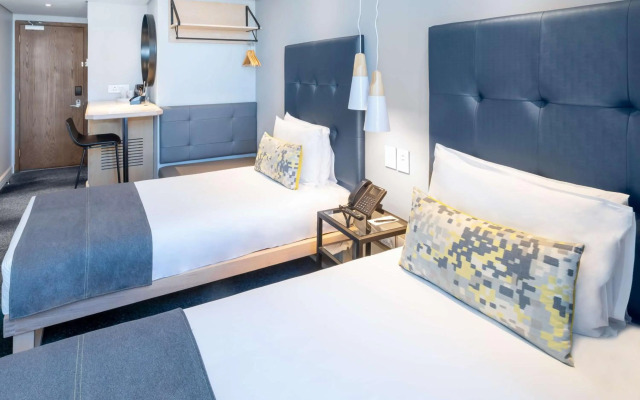 StayEasy Cape Town City Bowl