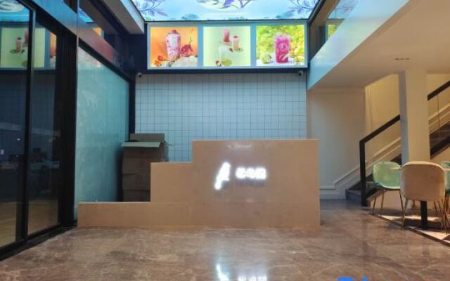 Xana Hotelle Hotel (Foshan Nanhai Wanda)