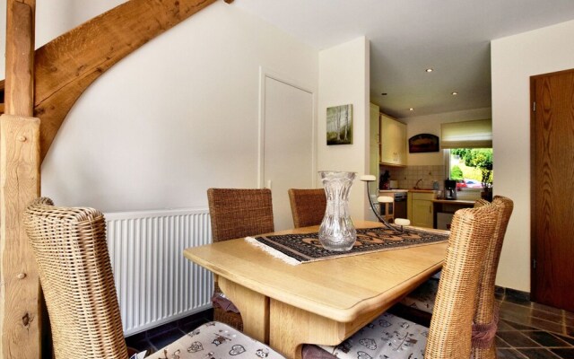 Cozy Apartment in Waimes near Lake