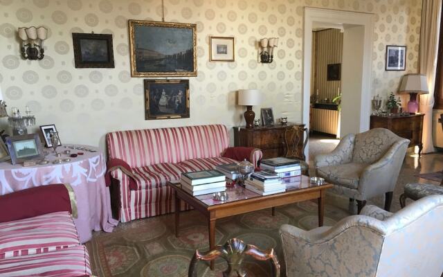 Luxurious Palazzo in Venice in the Rialto Area With Housekeepercook