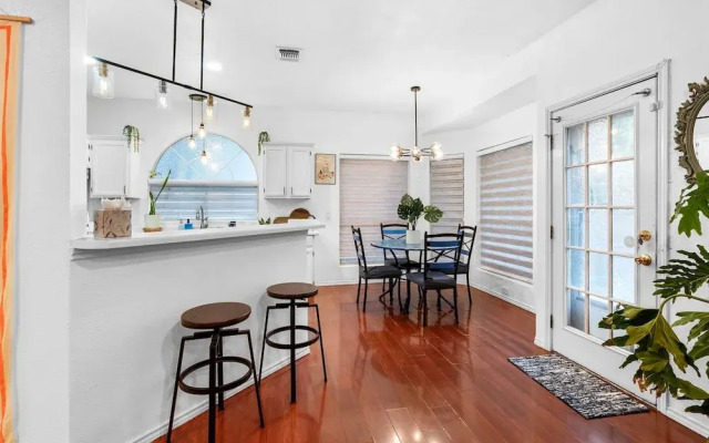 Warm Austin 3BR 2Bath Home Pet Friendly