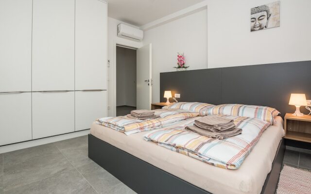Apartment Spanic 2