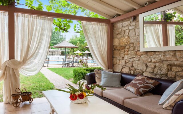 Petrino Suites Hotel