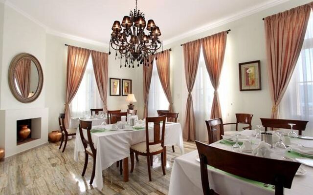 Korina Gallery Hotel