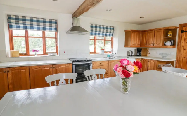 Hollywall Cottage