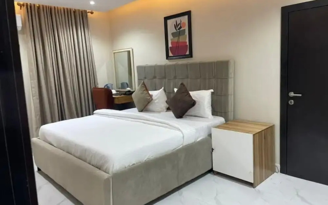 Choice Suites Signature