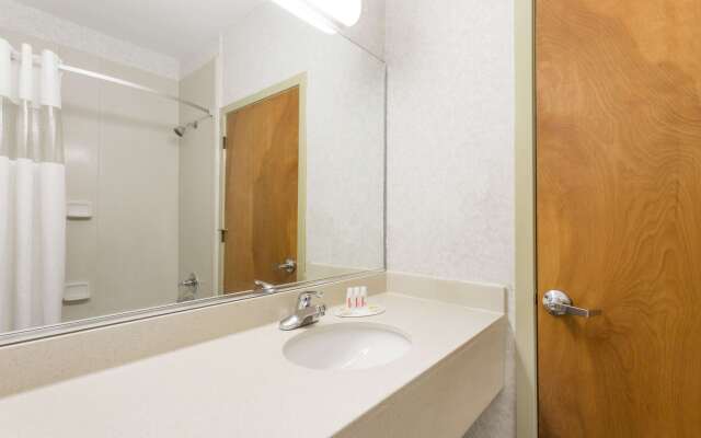 Days Inn by Wyndham Glen Allen/Richmond North