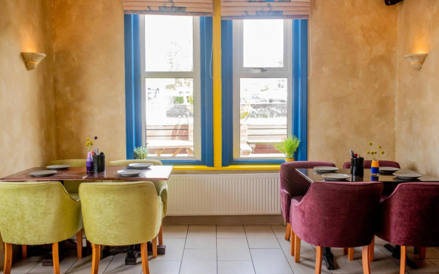 Revado Hotel