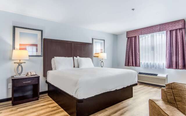 Red Lion Inn & Suites Des Moines