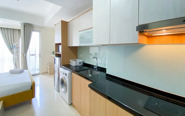 Comfort And Modern Studio Apartment At Menteng Park