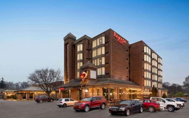 Ramada Plaza by Wyndham Niagara Falls