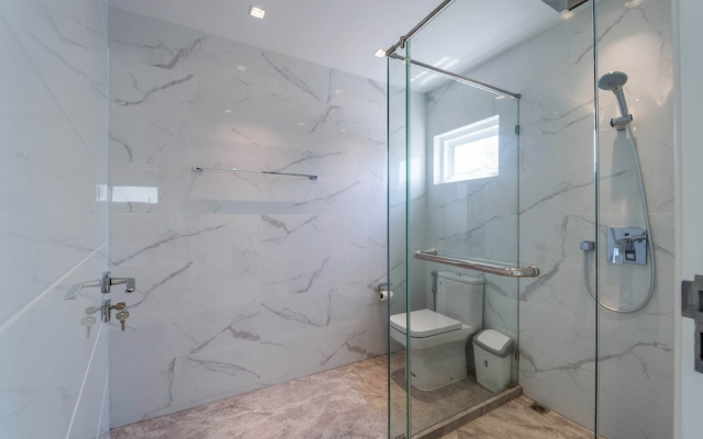 High-End Villa on Golf Course -BMG3, Hua Hin